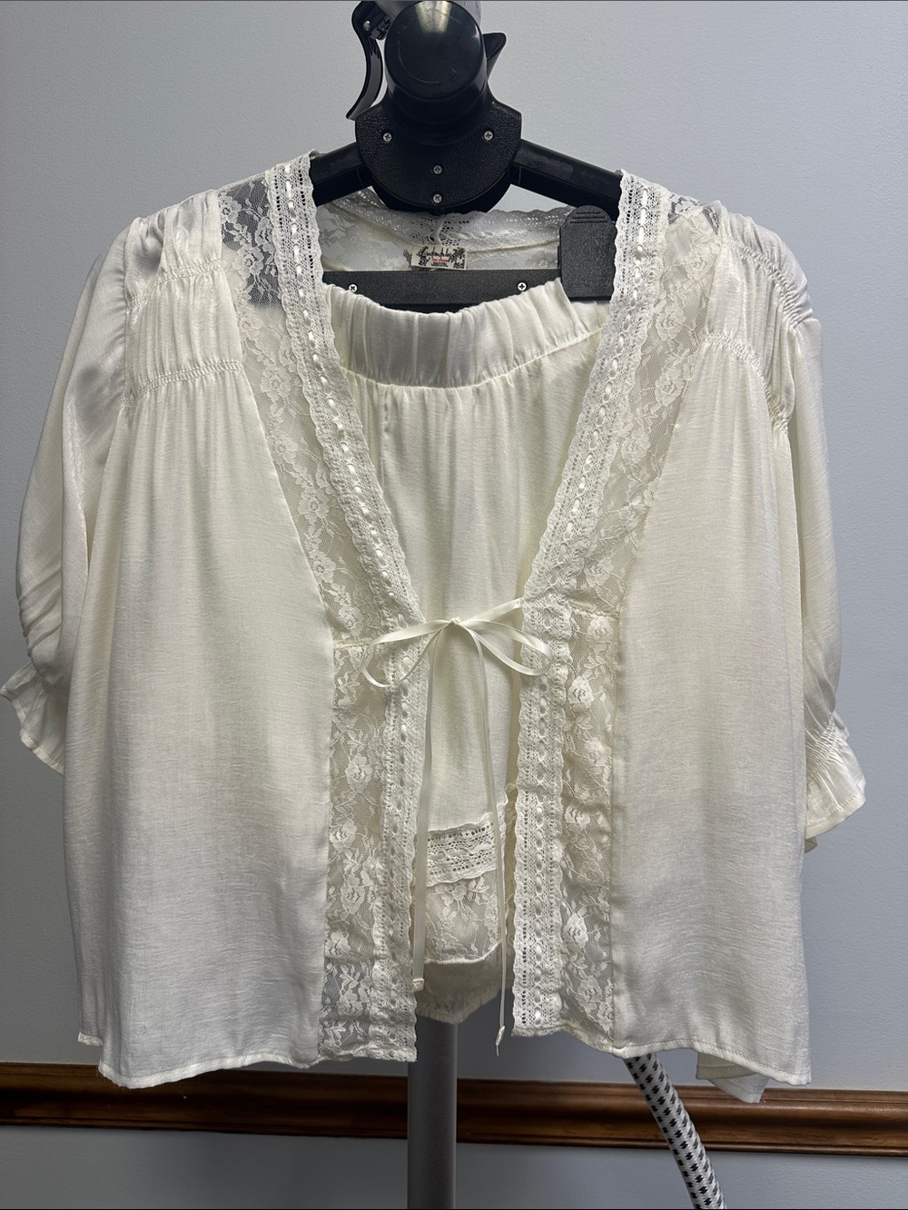 Intimately Free People Cream Lace Lounge Set with Floral Trim
